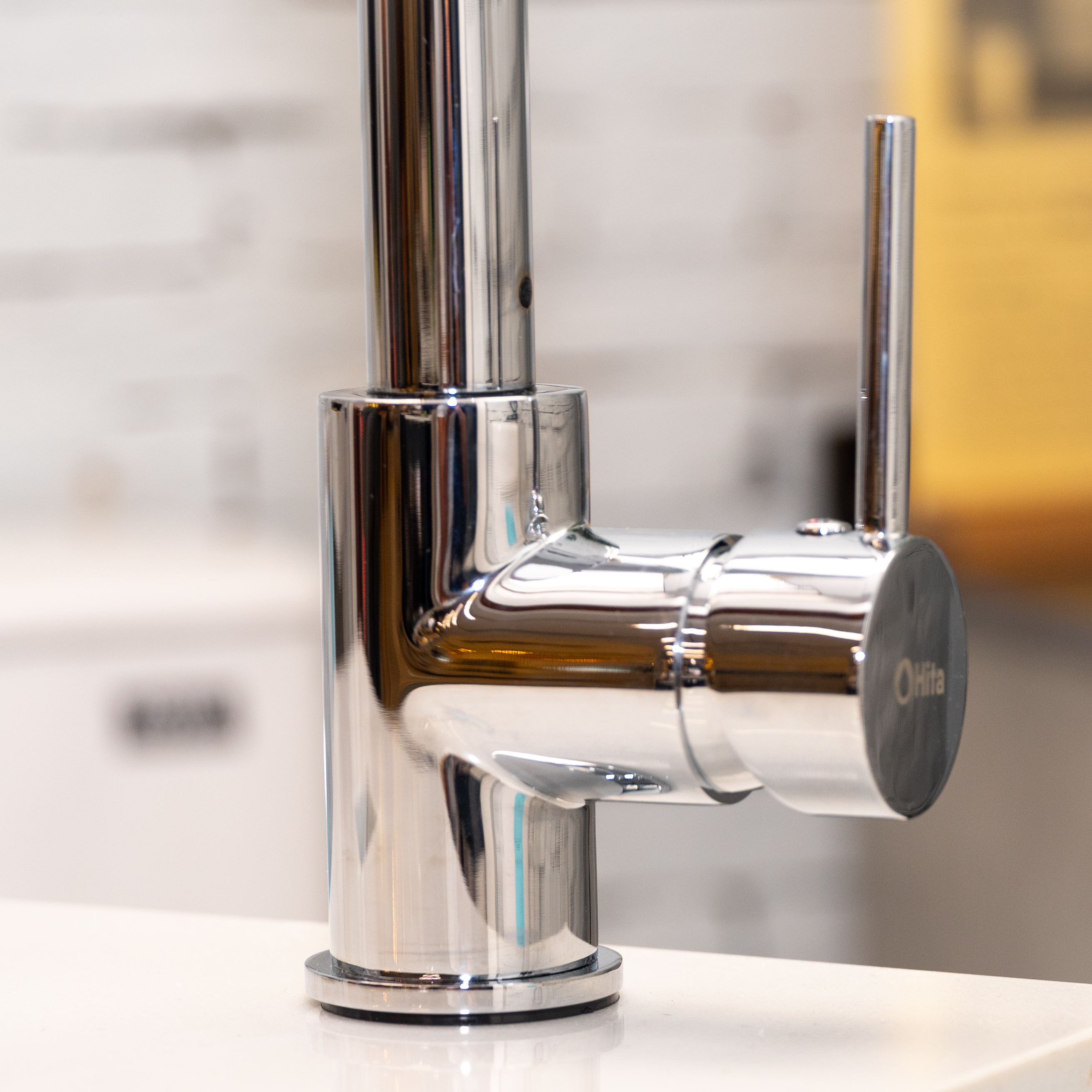 Vòi bếp dây rút nóng lạnh HITA HKS180263